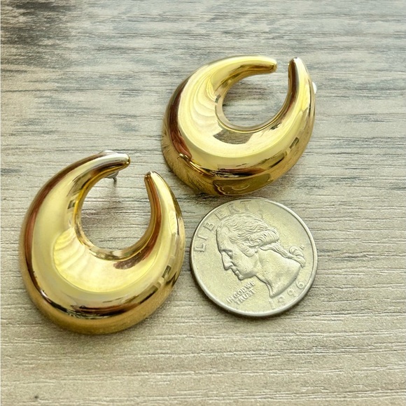 Vintage Gold Chunky Hoop Earrings-Pierced - Picture 2 of 5